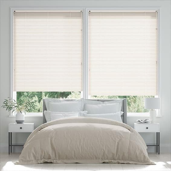 未使用　アルミブラインド　アイボリー　170×200