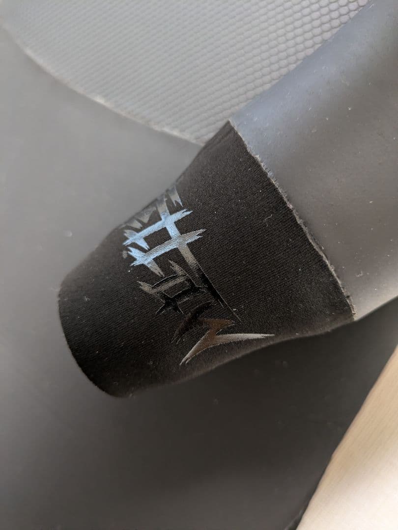 FELLOW セミドライ 5x3mm ウェットスーツ ハイエンドモデル