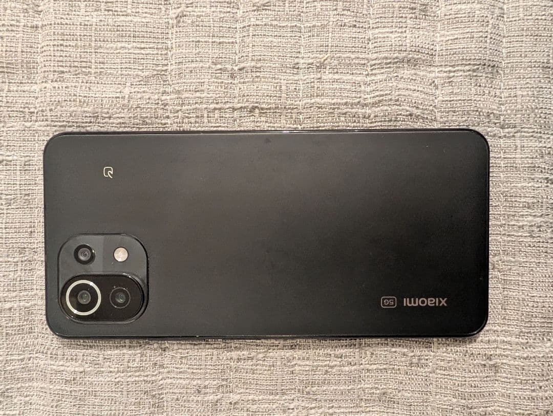 美品 Xiaomi Mi 11 Lite 5G ブラック 本体