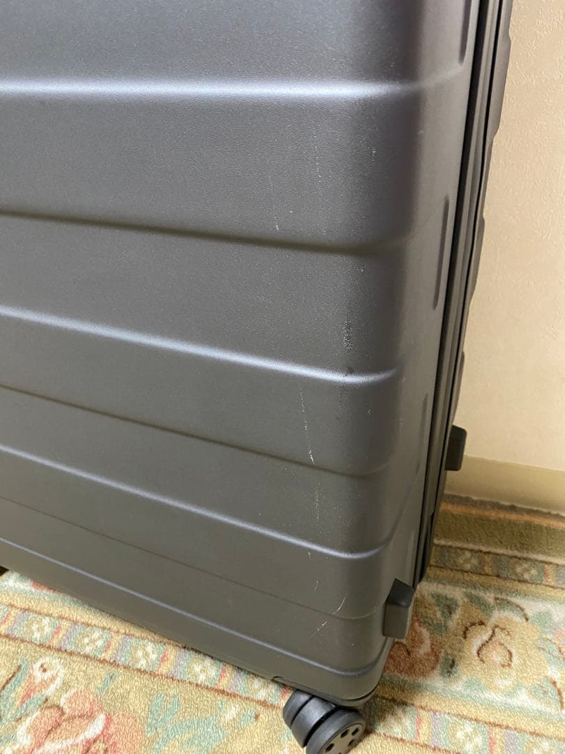 無印良品　バーを自由に調節できる　ハードキャリーケース（７５Ｌ）グレー