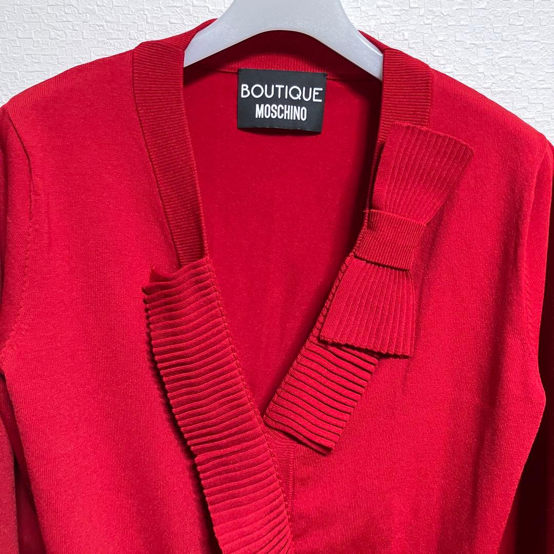 BOUTIQUE MOSCHINOプリーツフリル・リボン付きレッドカーディガン