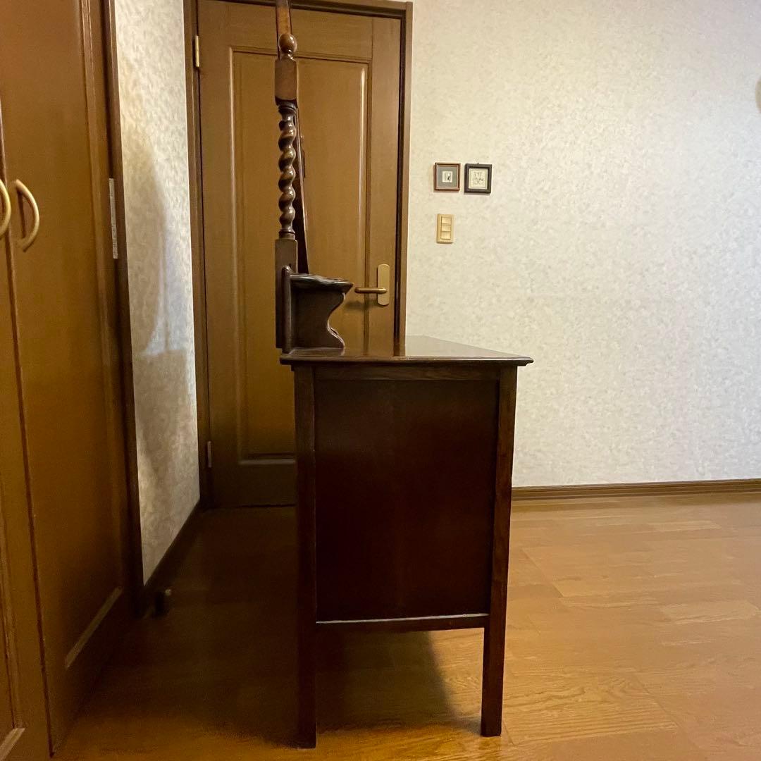 イギリスアンティーク　ミラー付きチェスト　オーク　柱ツイスト　3段引き出し