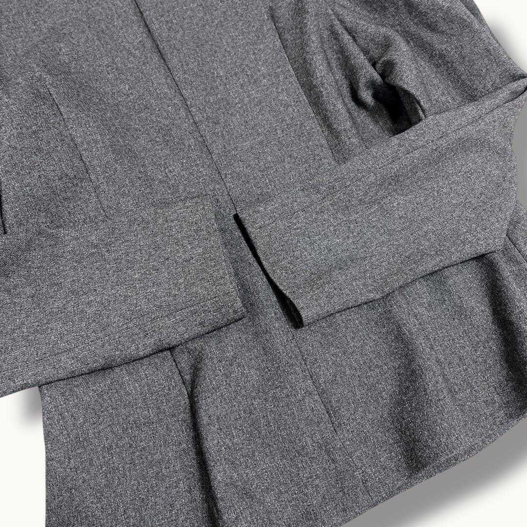 【専用】とんがりトップス　グレー　パフスリーブ　長袖 サイズ2