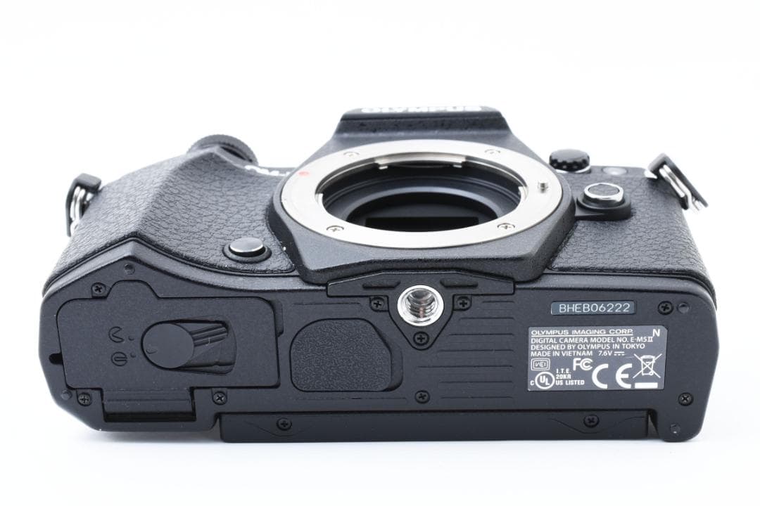 OLYMPUS OM-D E-M5 Mark II ミラーレスカメラ