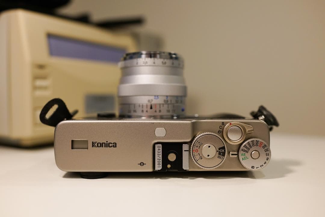 フィルムカメラ Konica HEXAR RF Limited + Zeiss ZM 35 F2