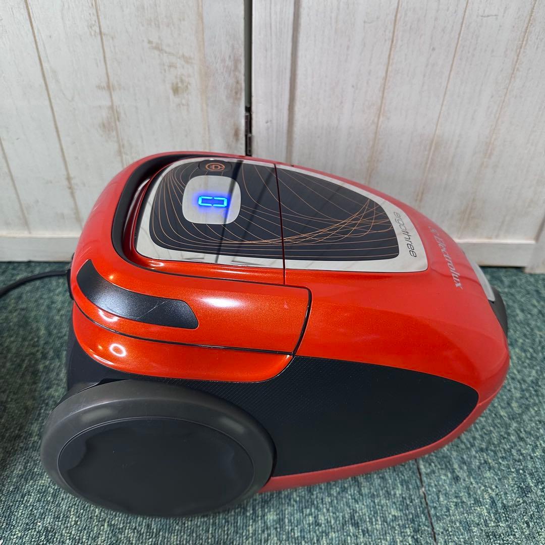 エレクトロラックス エルゴスリー オート 紙パック式 掃除機 EET530SO