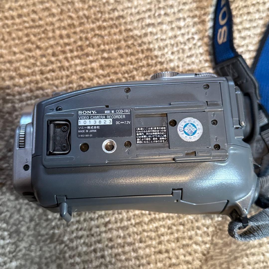 美品・動作良好 VideoHi8ソニーCCD-TR2 高画質8ミリビデオカメラ