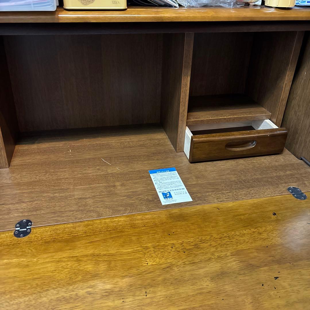 ビューロー　机