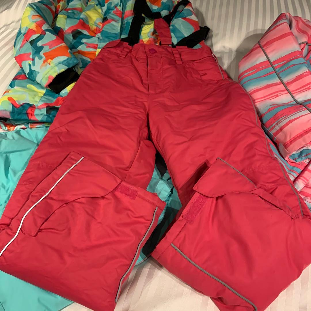 美品一度のみ⭐︎2着まとめ⭐︎140.146双子　スキーウェア　スノーウェア　キッズ