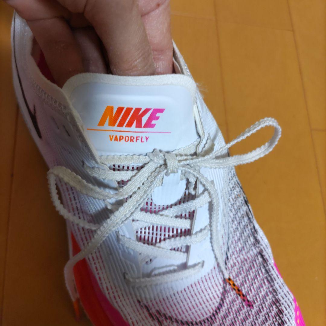 imuk☆ナイキ　ズームエックス ヴェイパーフライネクスト％　２５cm