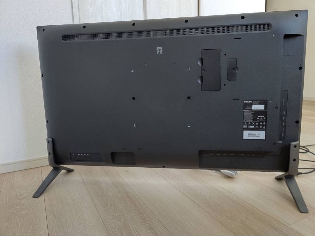 HUE様　PHILIPS 42.51型4KウルトラHD液晶ディスプレイ