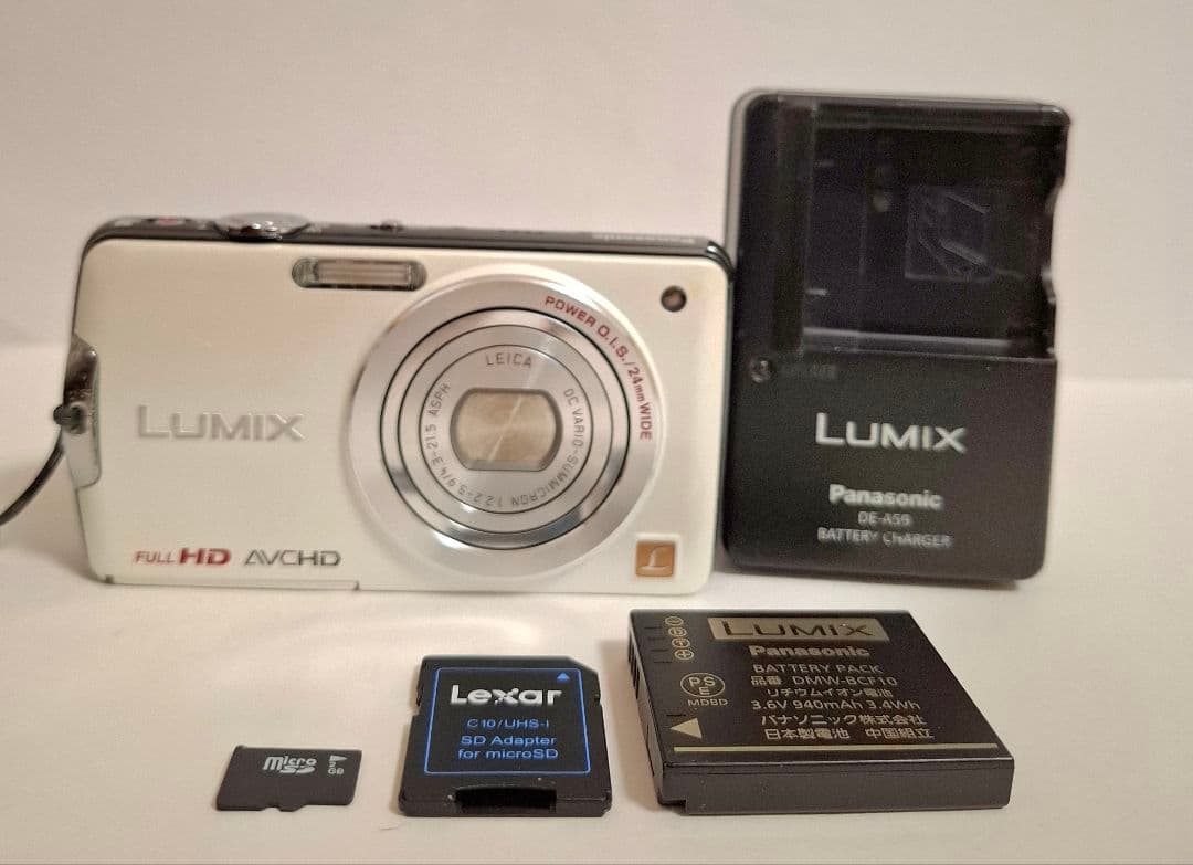 [美品]Panasonic LUMIX DMC-FX700 デジタルカメラ