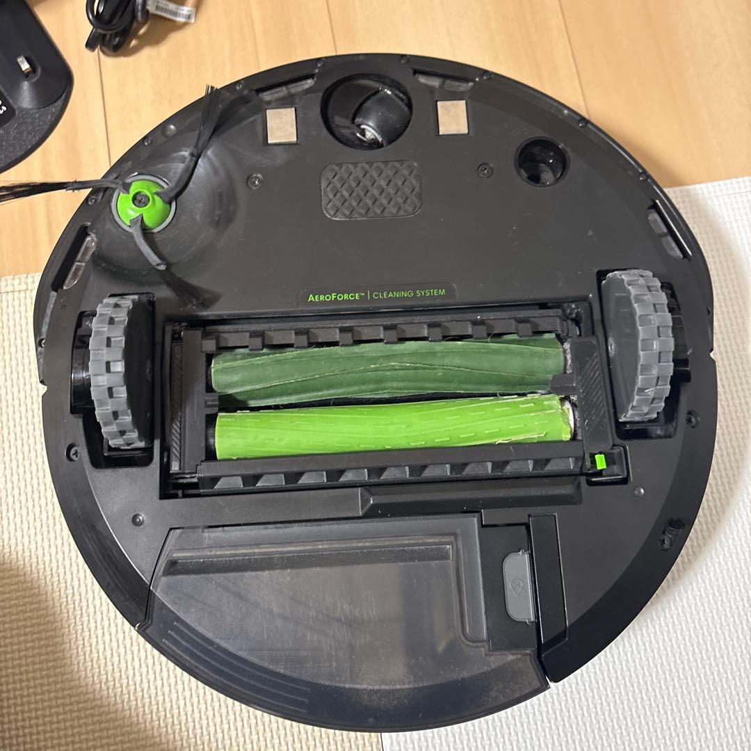 iRobot Roomba i2 ロボット　最終値下げ‼️