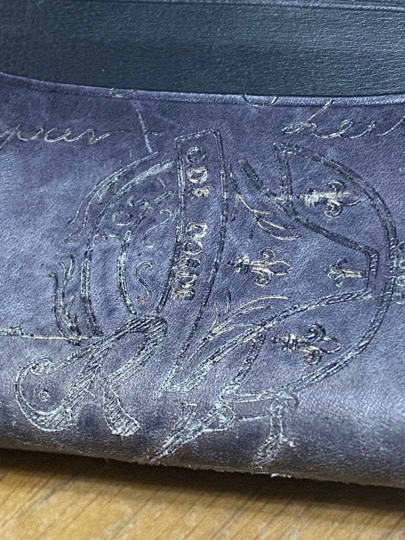 ベルルッティ　名刺入れ