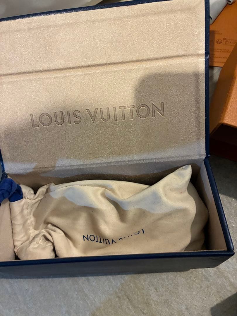 ルイヴィトン　サングラス