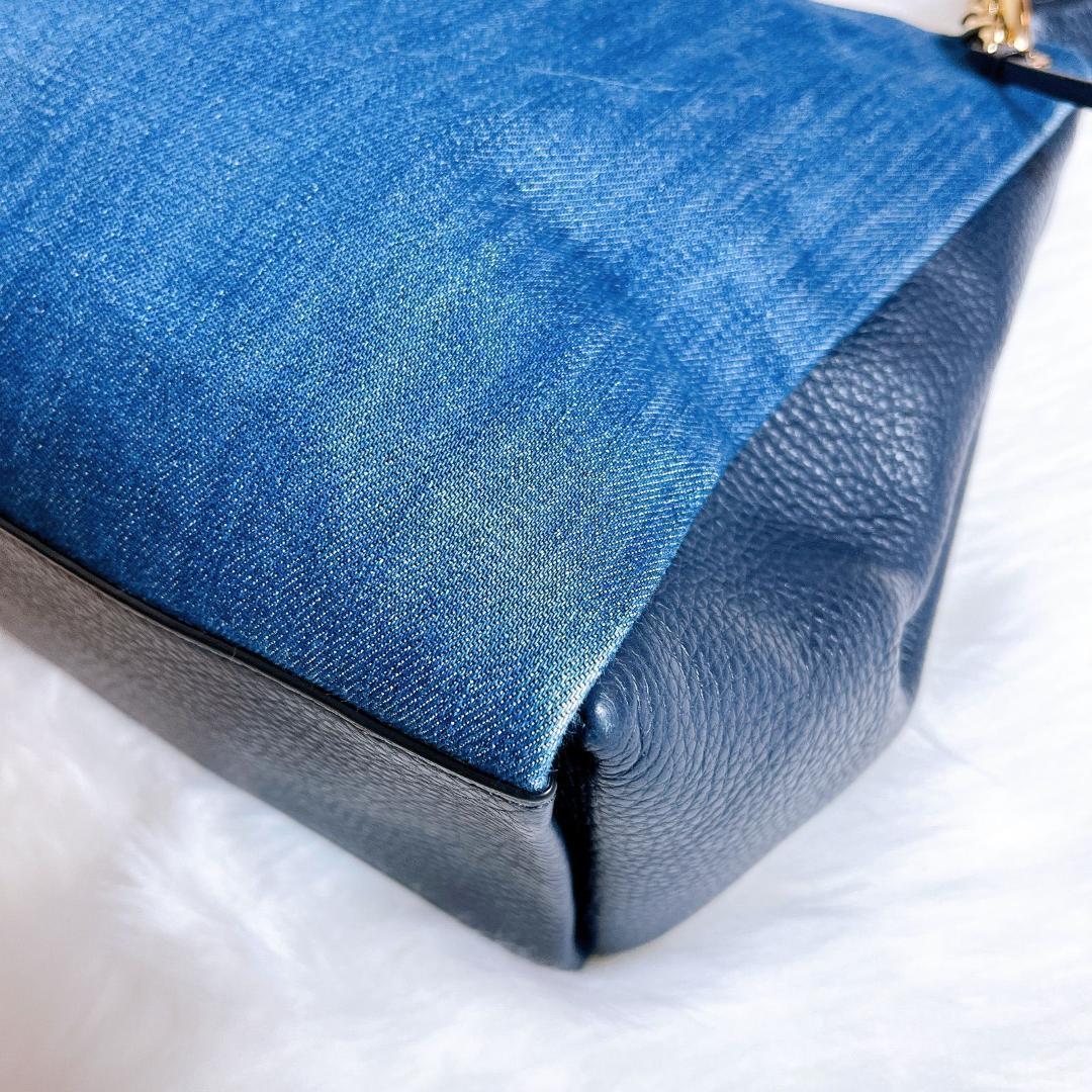 コーチ ショルダーバッグ　ハンドバッグ　2way デニム　レザー F66964