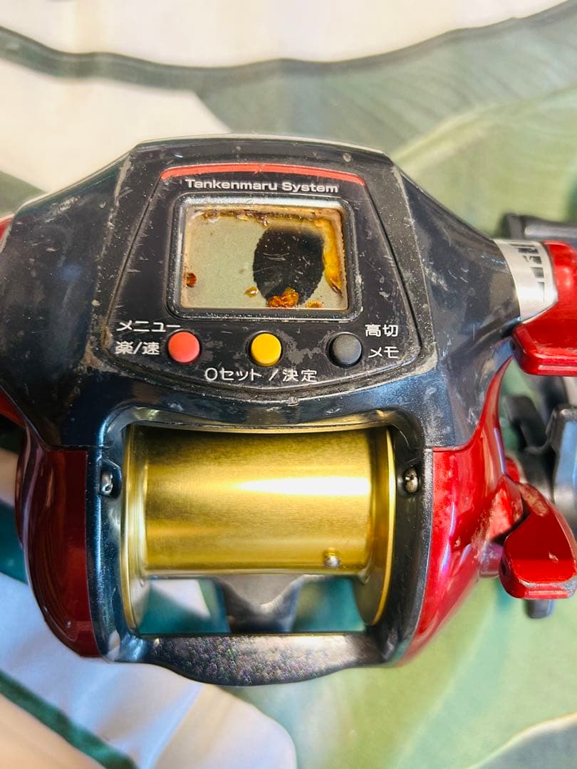 デジタル表示付き電動リール 赤/黒 SHIMANO 3000 ジャンク