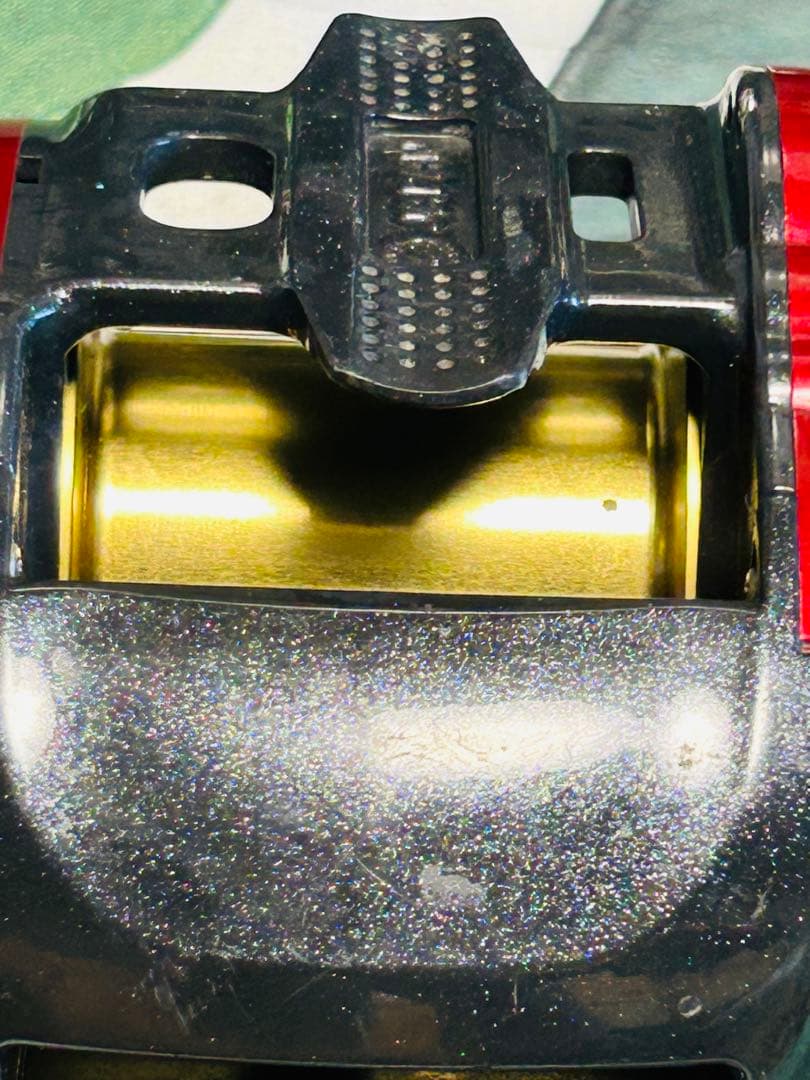 デジタル表示付き電動リール 赤/黒 SHIMANO 3000 ジャンク