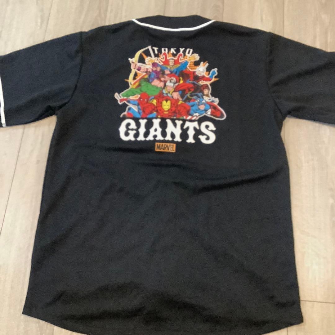 読売ジャイアンツ　マーベルユニフォーム　Lサイズ　未使用