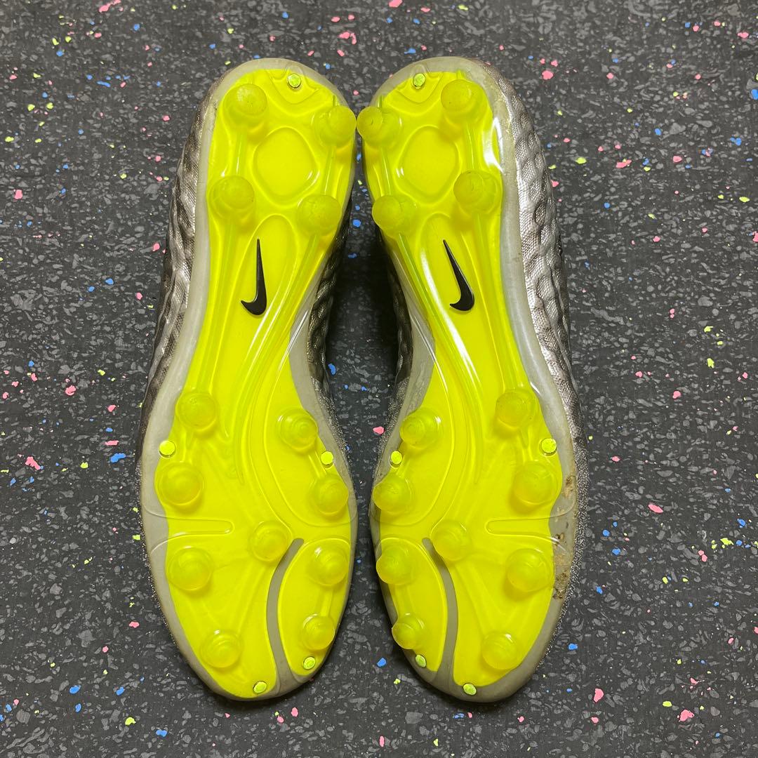 NIKE ハイパーヴェノム ファントム PREM HG-E 27cm
