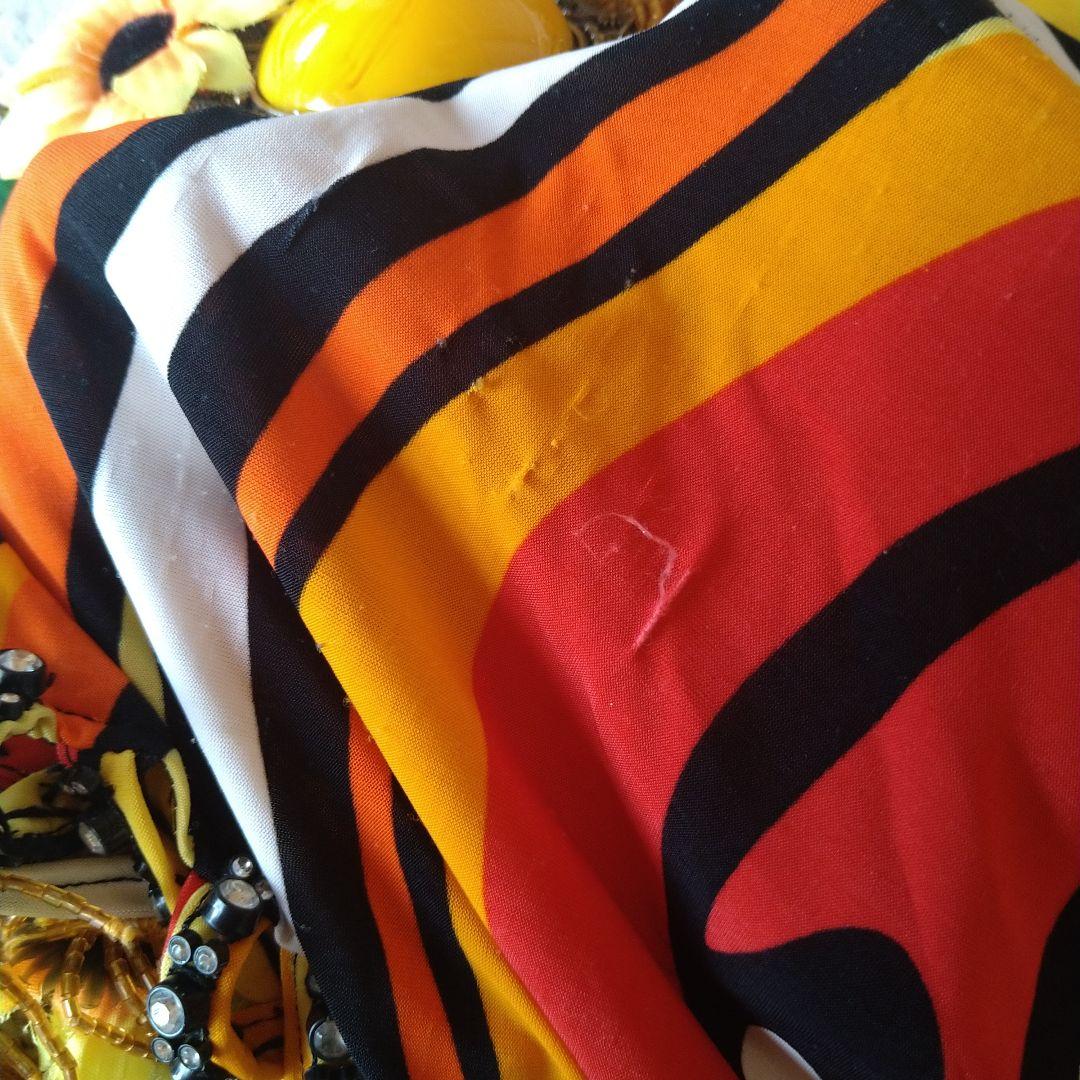 ベリーダンス衣装　エジプト製中古　 セットアップ　個性的な色柄ですが着やすい★