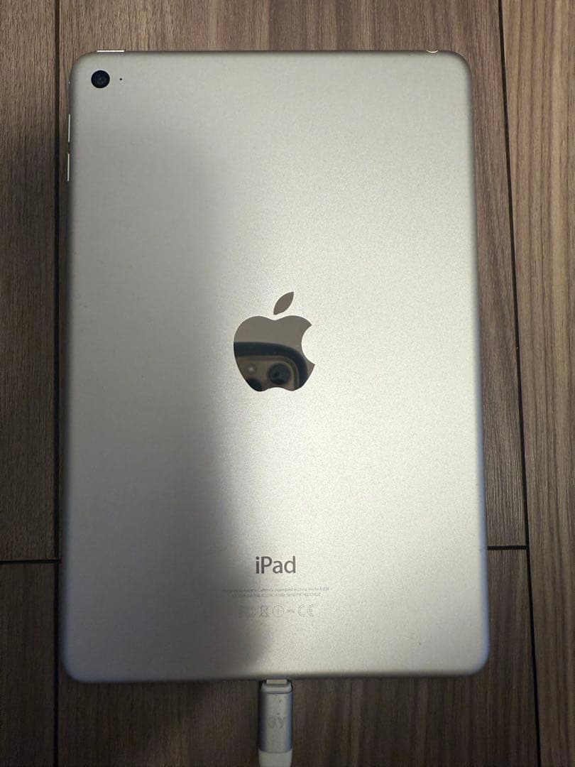 値下げ！Apple iPad mini 4 32GB シルバー