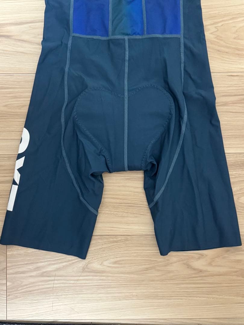 2XU AERO SLEEVED TRISUITスプリンググリーン/マジョールS