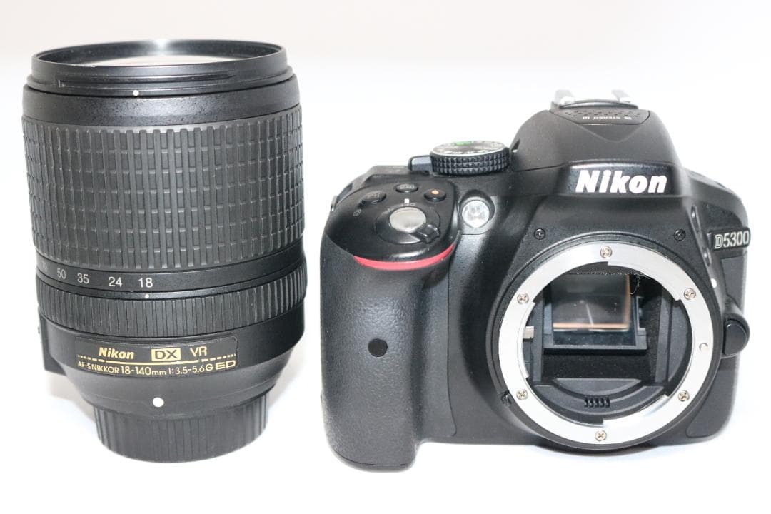 大人気！近遠対応レンズ⭐ Nikon D5300 ⭐高機能 初心者 ⭐一眼レフ