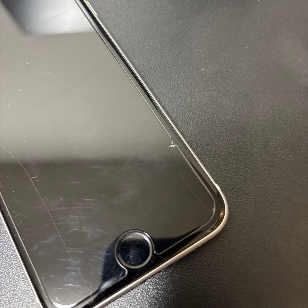 Apple iPhone SE 第二世代 64GB ホワイト SIMフリー