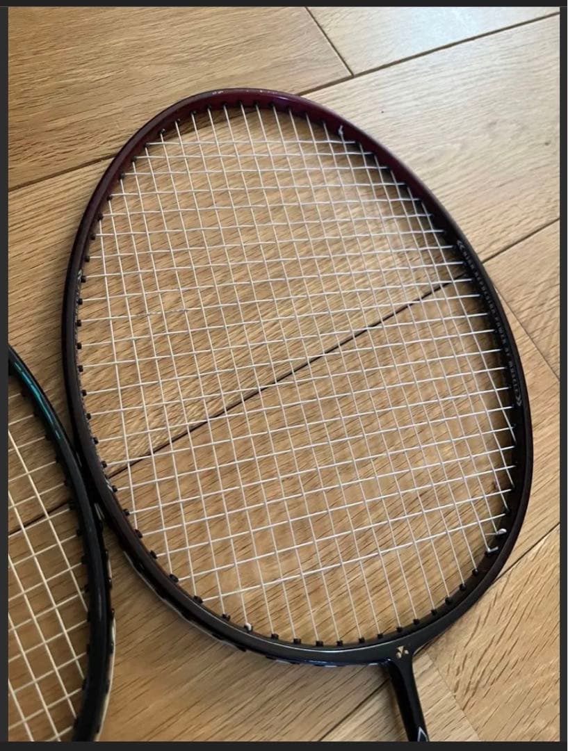 バドミントンラケット右4本セットヨネックス
