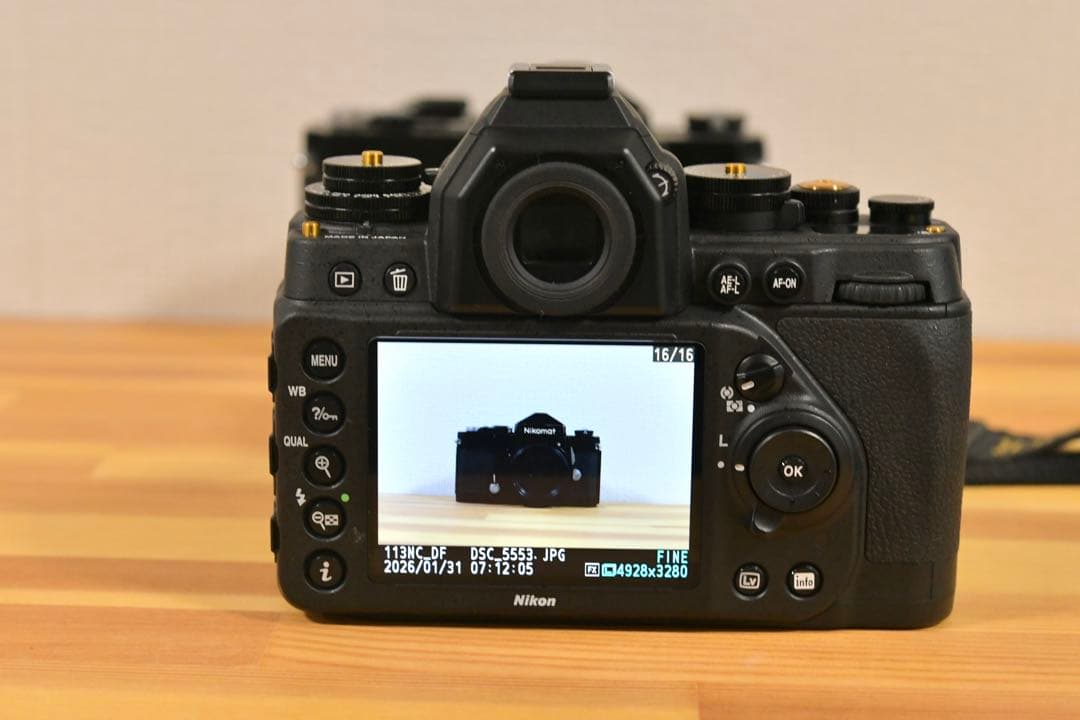 Nikon Df Gold Edition ニコン