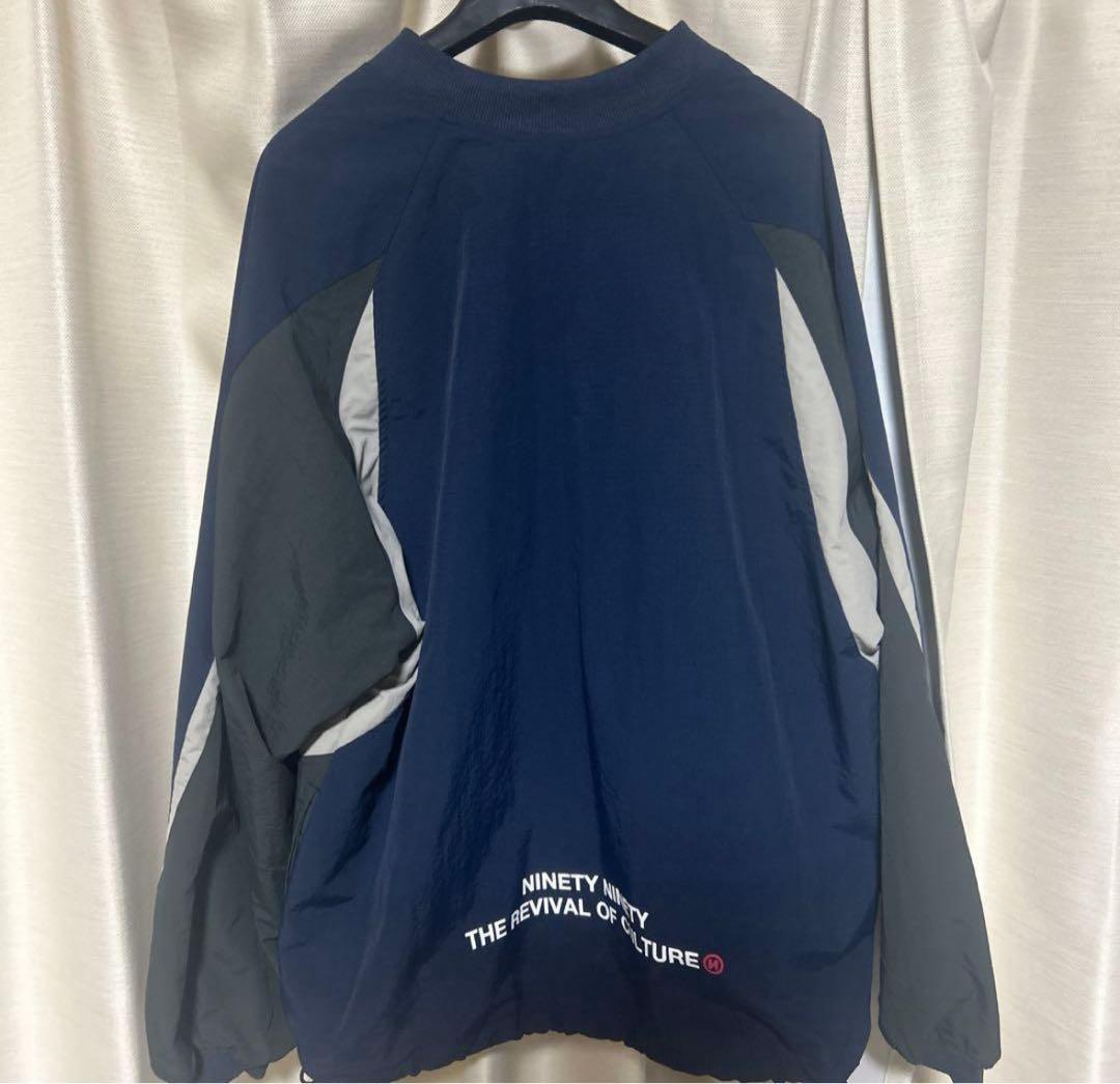 9090 ナイロンプルオーバー　ネイビー Lサイズ