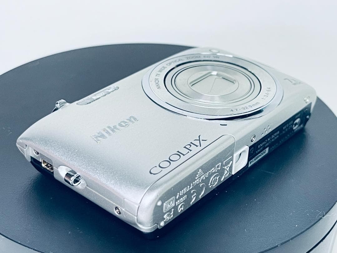NIKON ニコン COOLPIX S3500 シルバー バッテリー SDカード