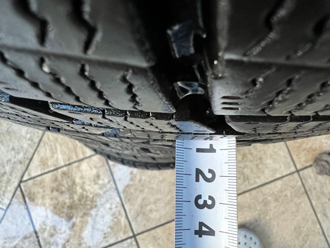 マナレイスポーツ 215/60R17 スタッドレス4本セット