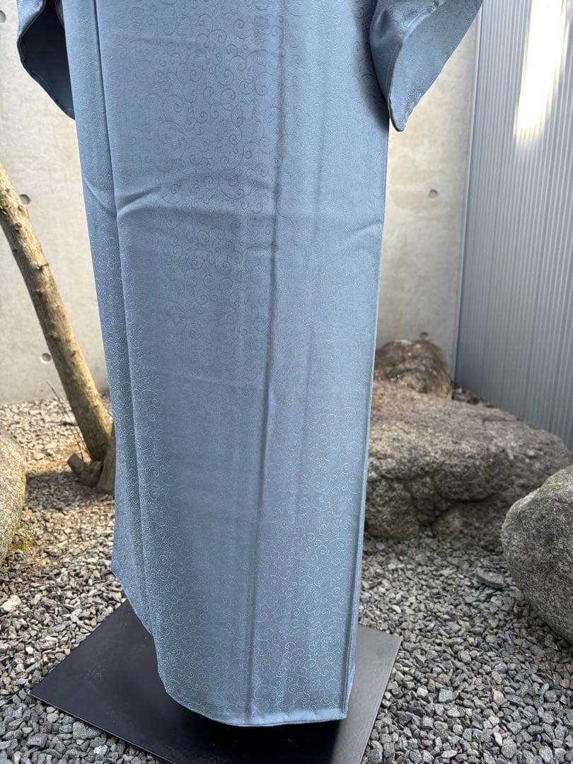 上質色無地　ゴールドシルク　ぶどう柄　一つ紋