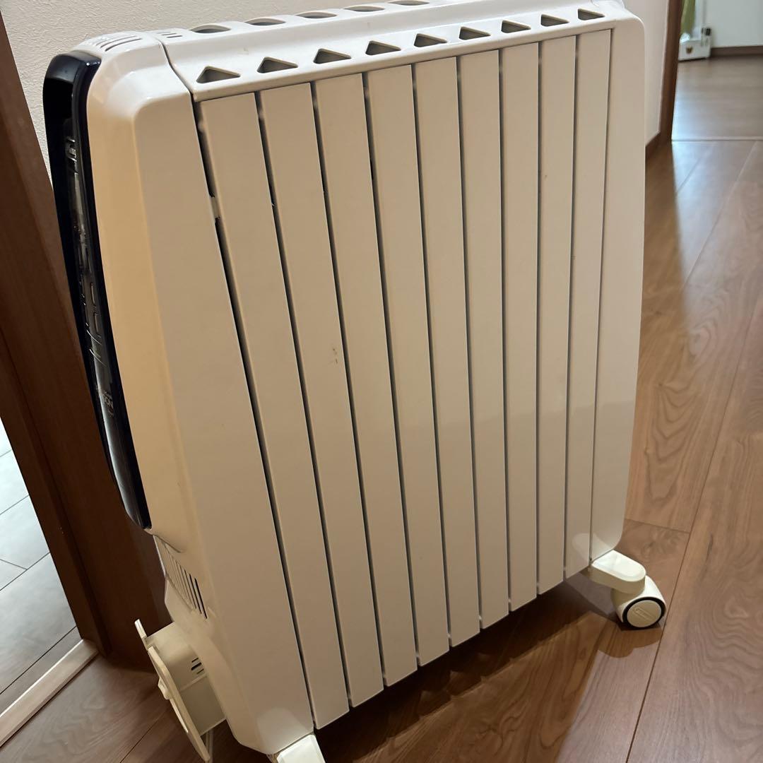 デロンギ　オイルヒーター　京都近辺のみ、直引渡し