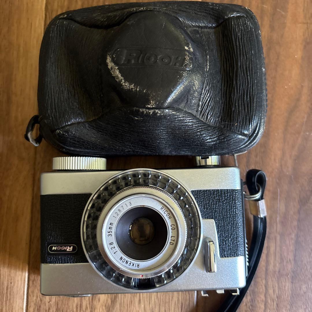 昭和40年代アンティーク　RICOH カメラ