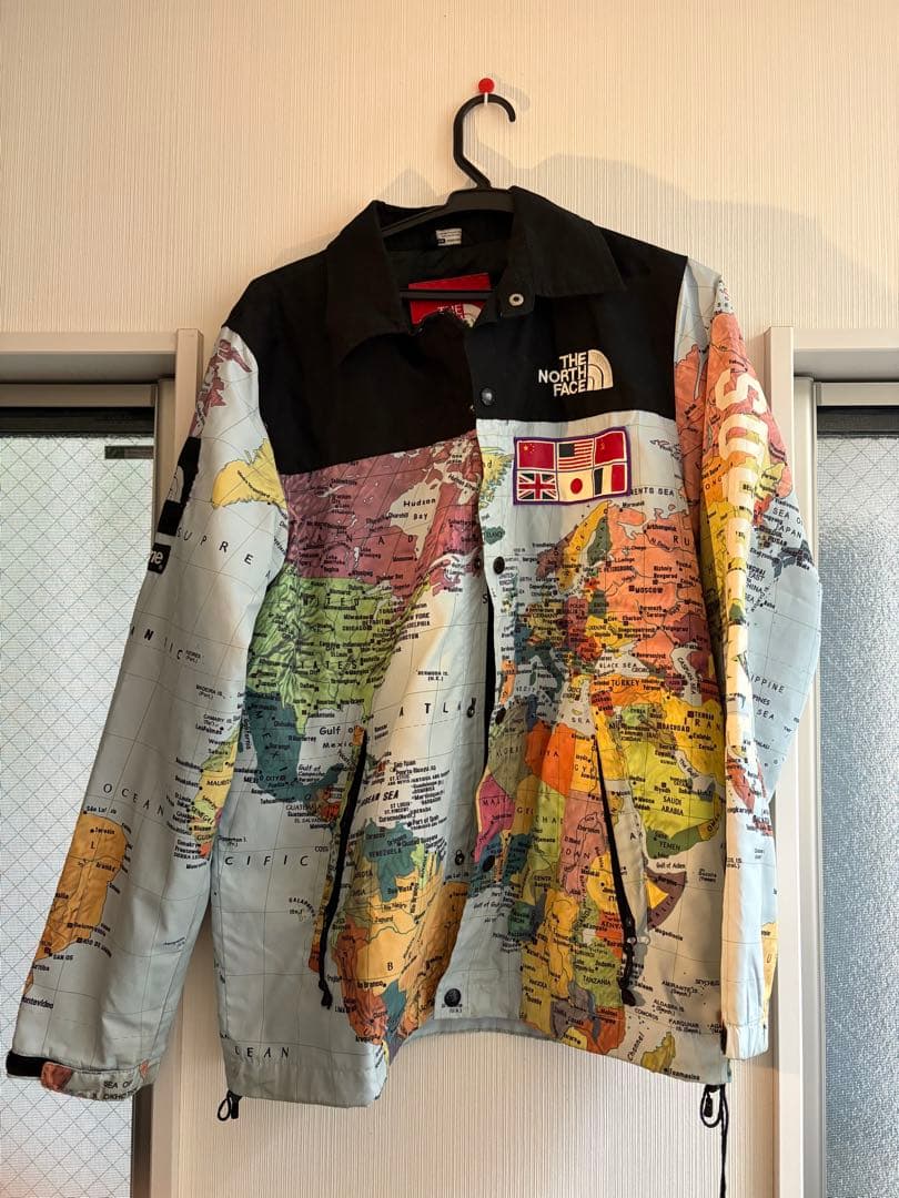 ジャケット・アウター Supreme The North Face EXPEDITION M MAP
