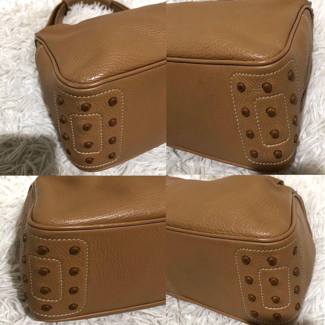 トッズ レザー ハンドバッグ