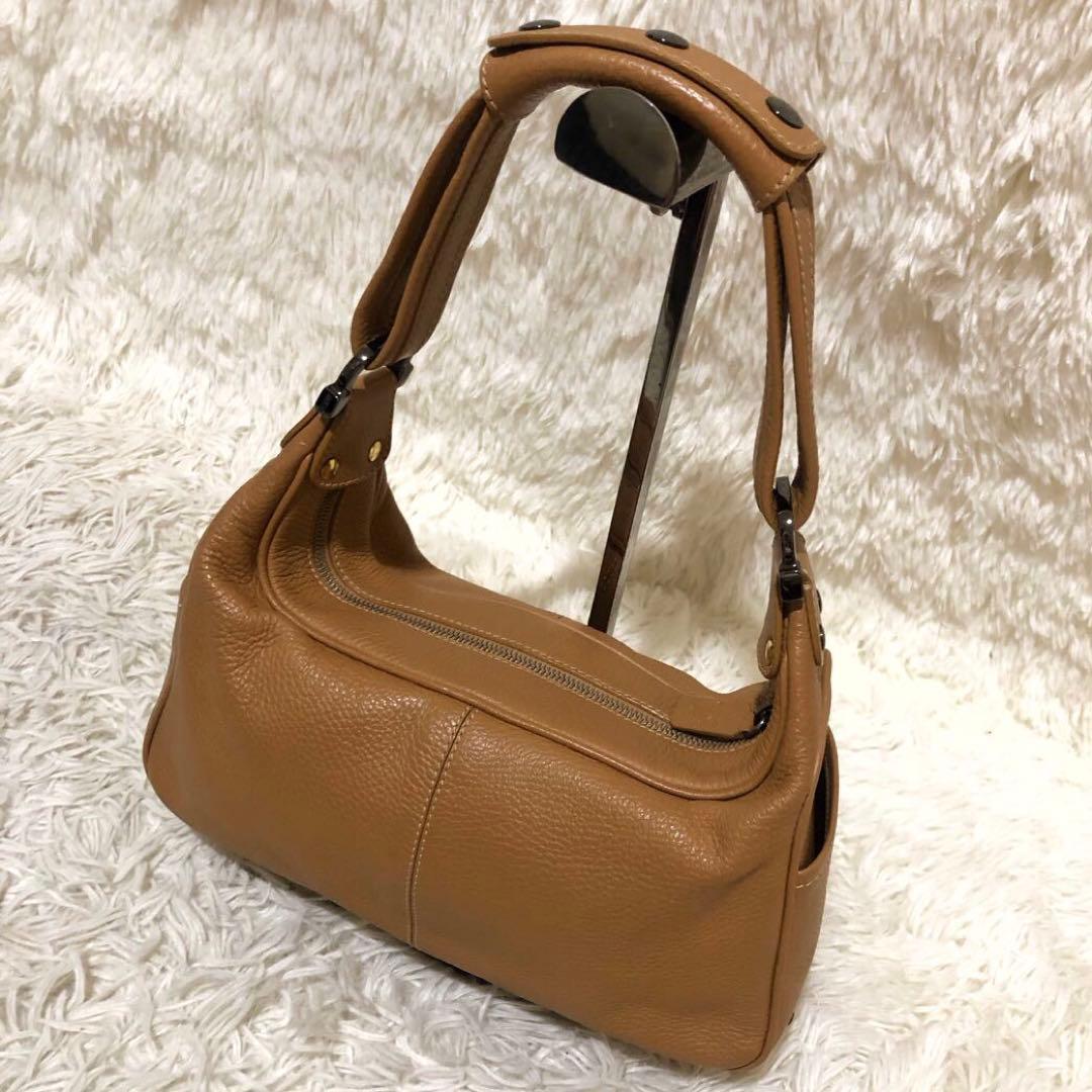 トッズ レザー ハンドバッグ