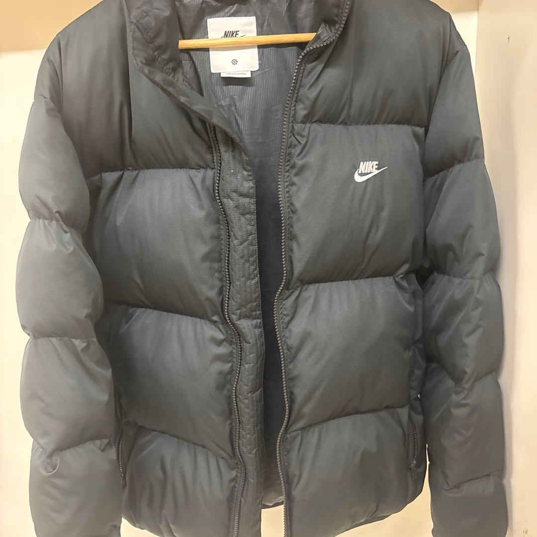 【美品】ナイキダウンジャケット