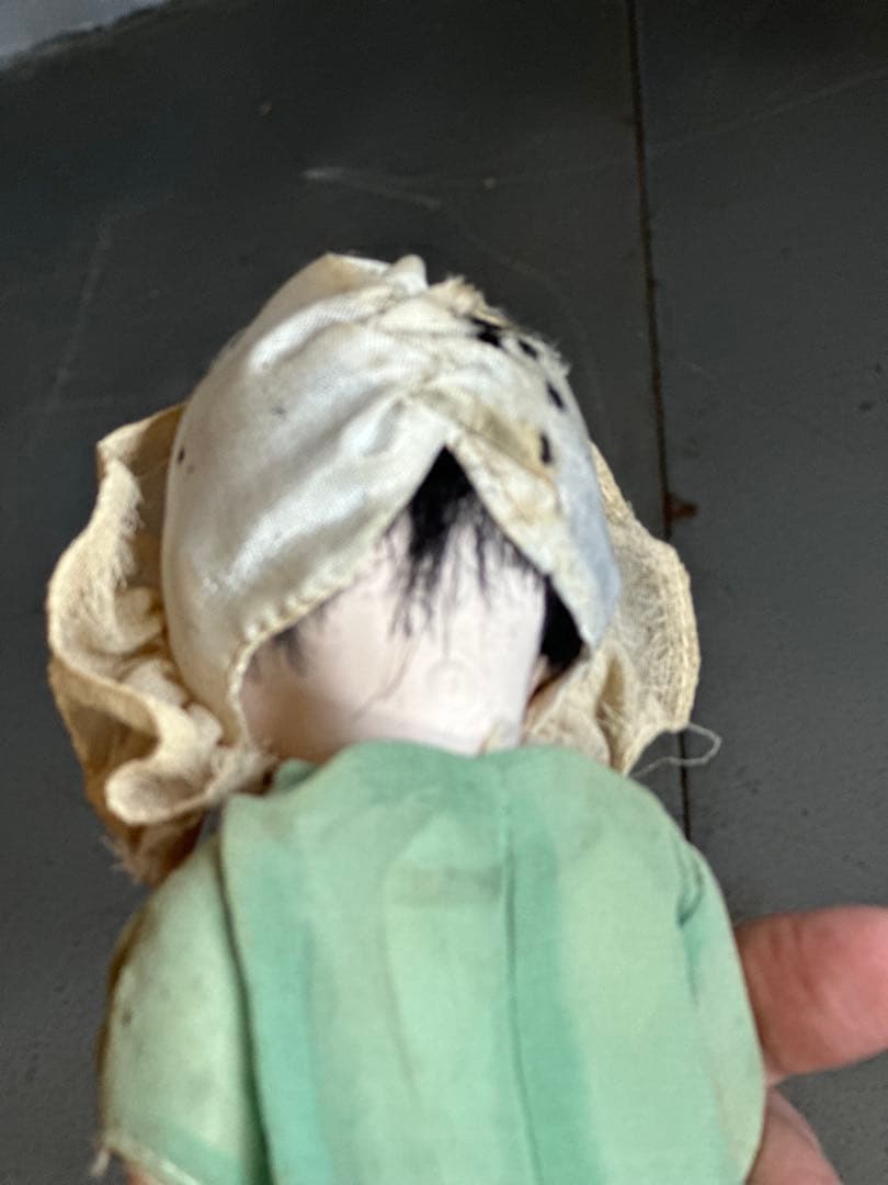 最終お値下げ❣️サクラビスク陶器製人形 フリル付きドレス