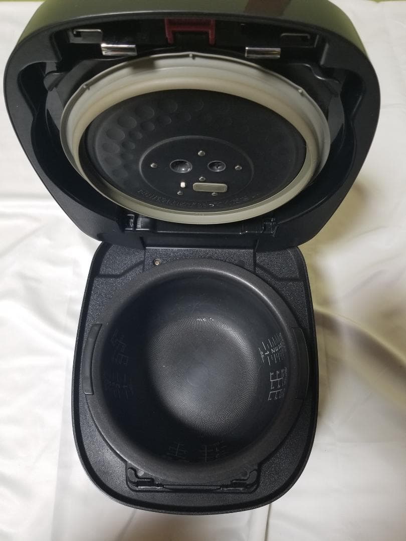 TIGER JPI-JS10 圧力IH炊飯ジャー 2021年製