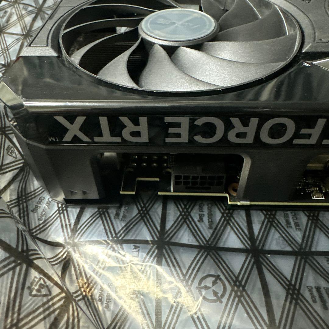 グラフィックボード・グラボ・ビデオカード ASUS Dual GeForce RTX 4070 SUPER OC 12GB