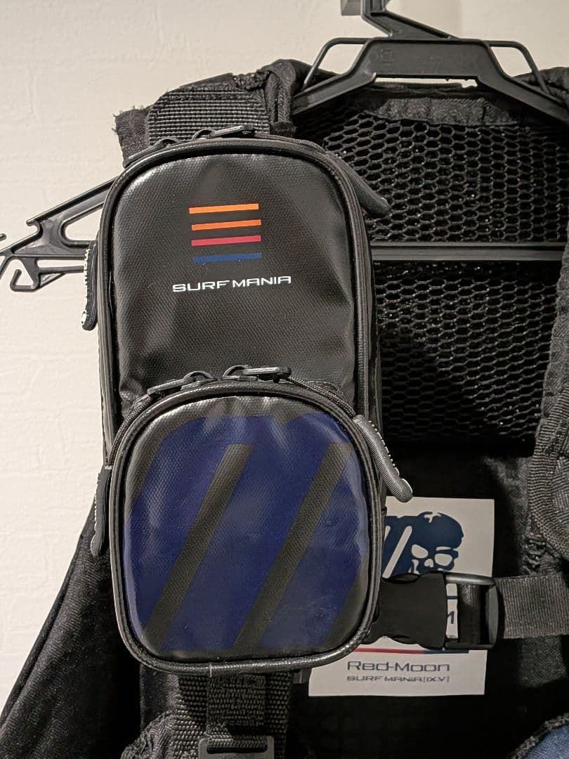 ショウ マズメ レッドムーンライフジャケット サーフスペシャルIII