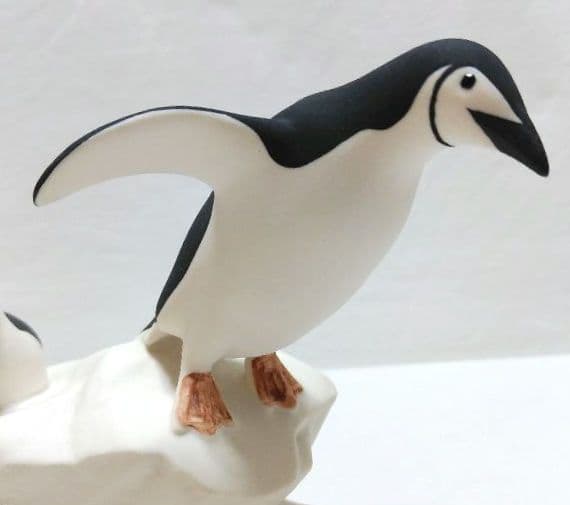 ペンギン 北欧デザイン300個限定ペンギン置物❤︎スコットランド陶器/数量限定品