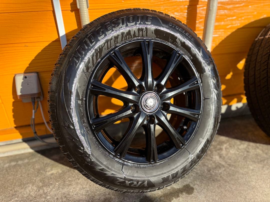 ブリヂストン 15インチ スタッドレスタイヤ ホイールセット