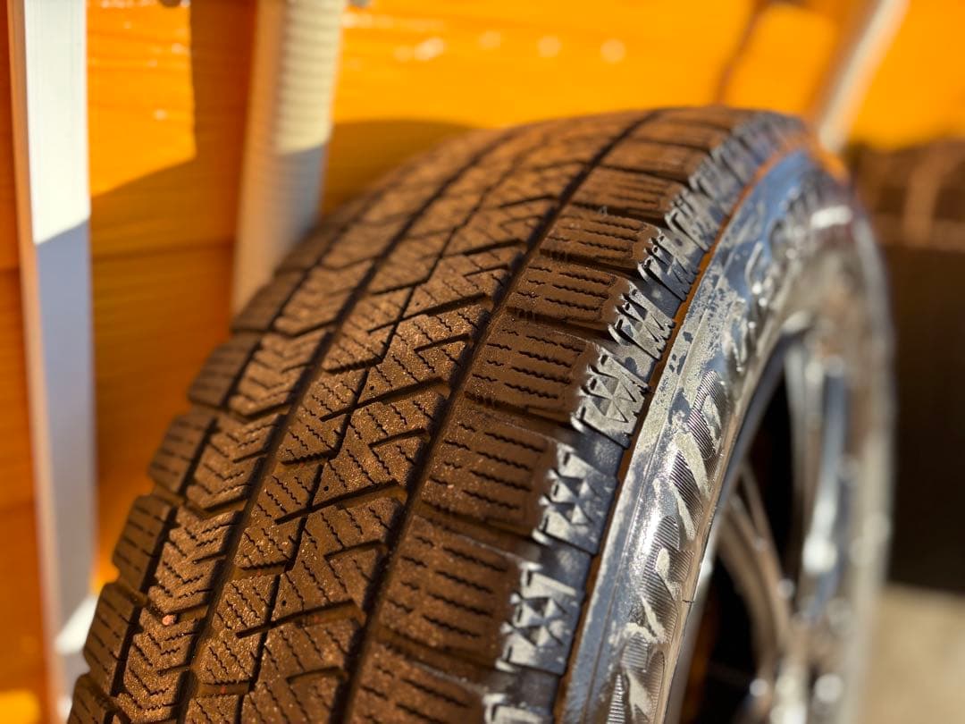 ブリヂストン 15インチ スタッドレスタイヤ ホイールセット