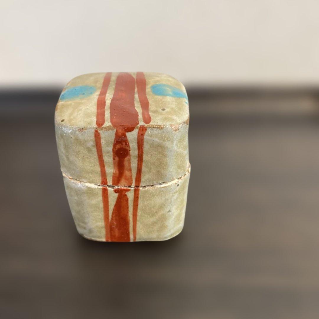 民藝　壺屋焼　やちむん　小橋川仁王　赤絵　緑釉点文　香合