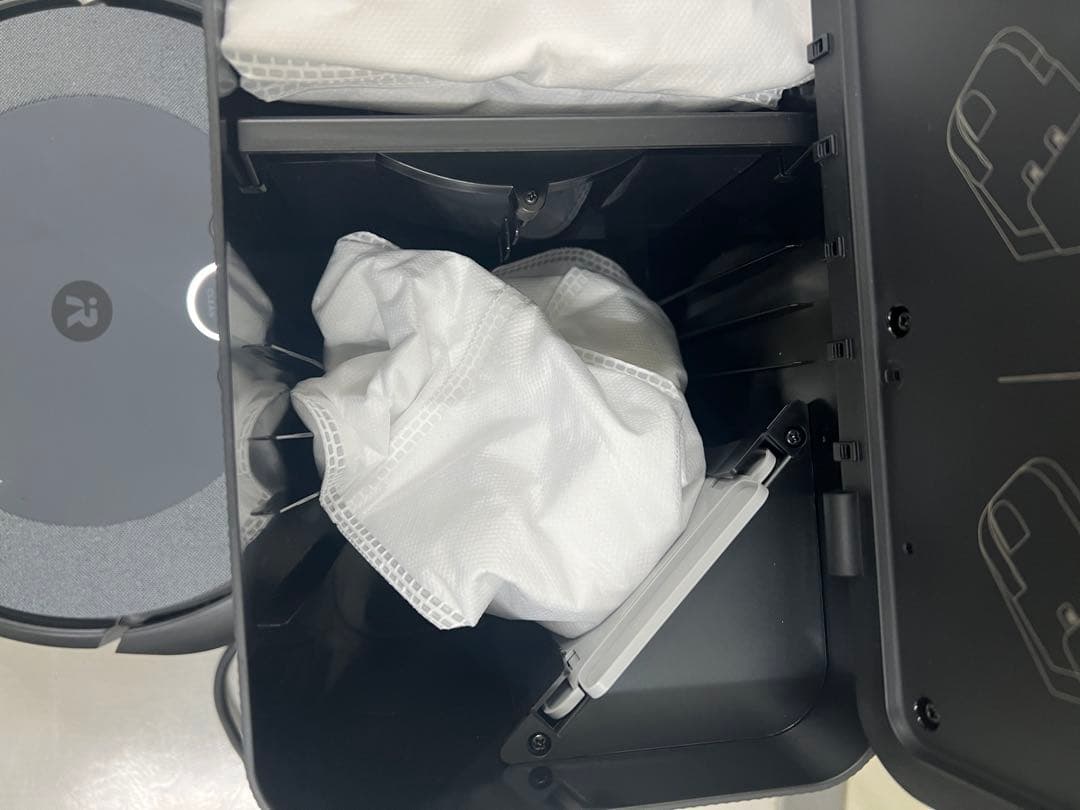 極美品　ルンバ i5+ 557860 水拭き掃除対応 iRobot